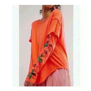 Free People Earrings Sleeve Tee